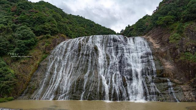 息县:文明行动辞旧岁 清洁家园迎新春
